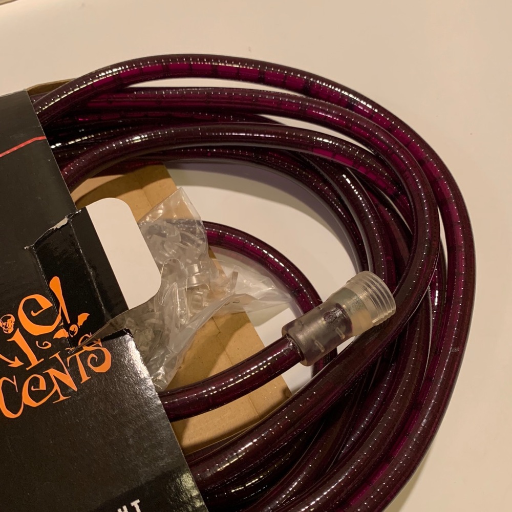 HOLIDAY PURPLE ROPE LIGHTS. - Picture 10 of 12